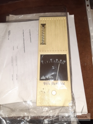 Sprzęt elektroniczny - pakiet zawierający 144 poz. asort. (wg oddzielnego wykazu), w tym m.in.: notebooki (bez dysków twardych), telefony, multimetry itp. 